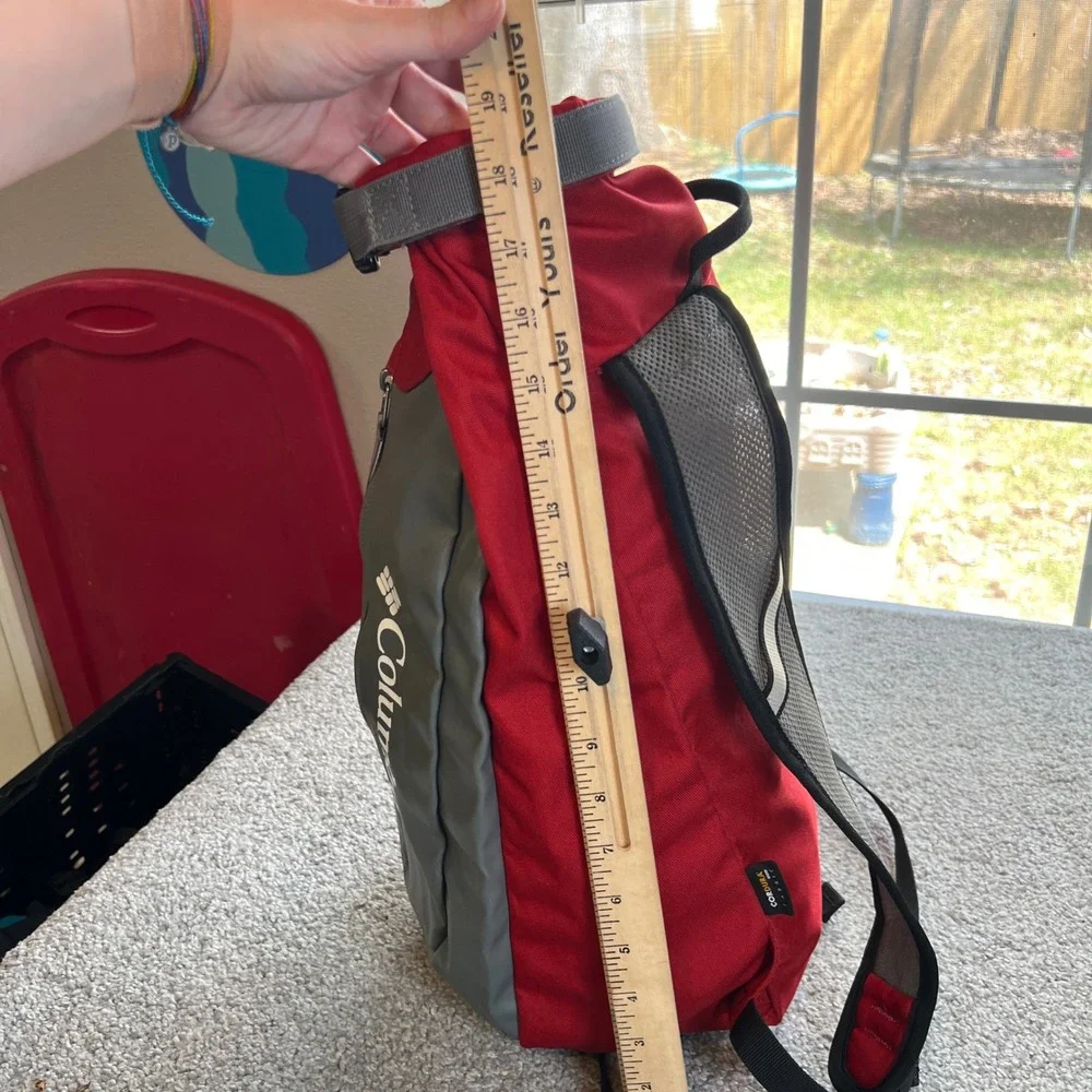 Columbia triple canyon Backpack Red Grey Roll Top Dry Bag hiking daypack outdoor